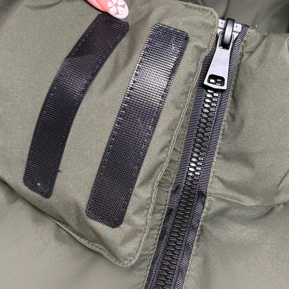 Koti Puffer Poto-Nakoi-Nakoi me te Rimi Hood Velcro